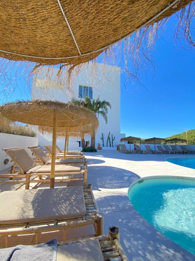 The Olive Boutique Suites & Spa Cala Llonga  Εξωτερικό φωτογραφία