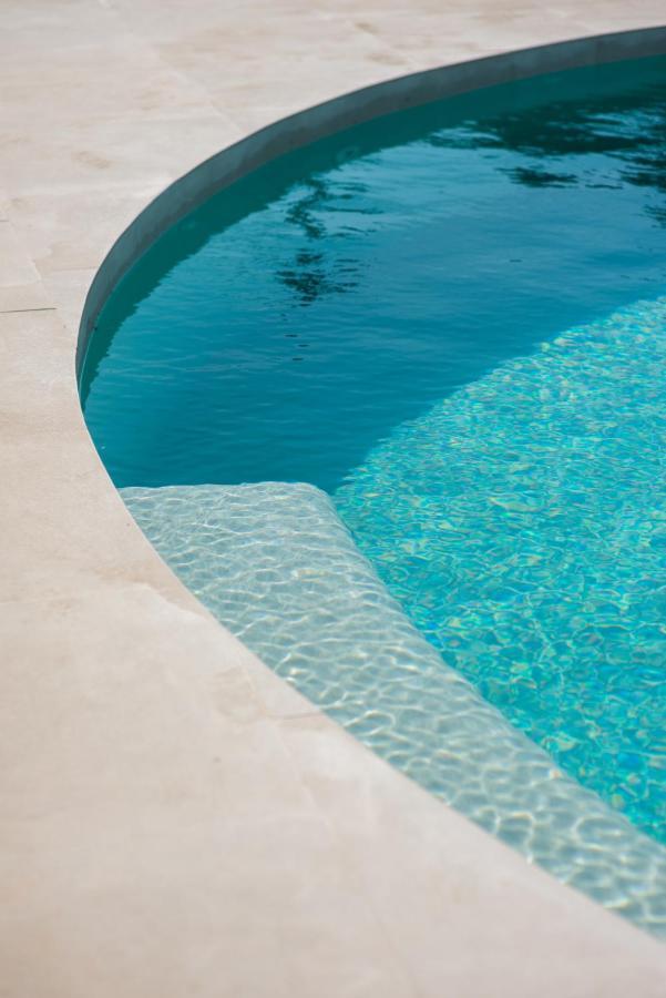 The Olive Boutique Suites & Spa Cala Llonga  Εξωτερικό φωτογραφία